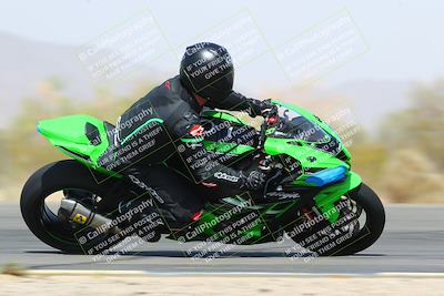 media/Mar-28-2022-Superbike Trackdays (Mon) [[b8603d0f67]]/Open Track Time/Turn 3 Inside/